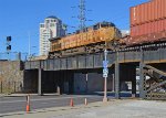 UP 6504 crosses over S. 7th St. on its way up to MacArthur bridge